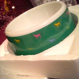 SOLD PINK VS VINTAGE RARE GREEN DOG BOWL